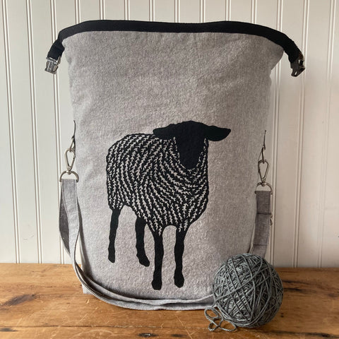 Deluxe Trundle Bag - Light Grey with Black Sheep