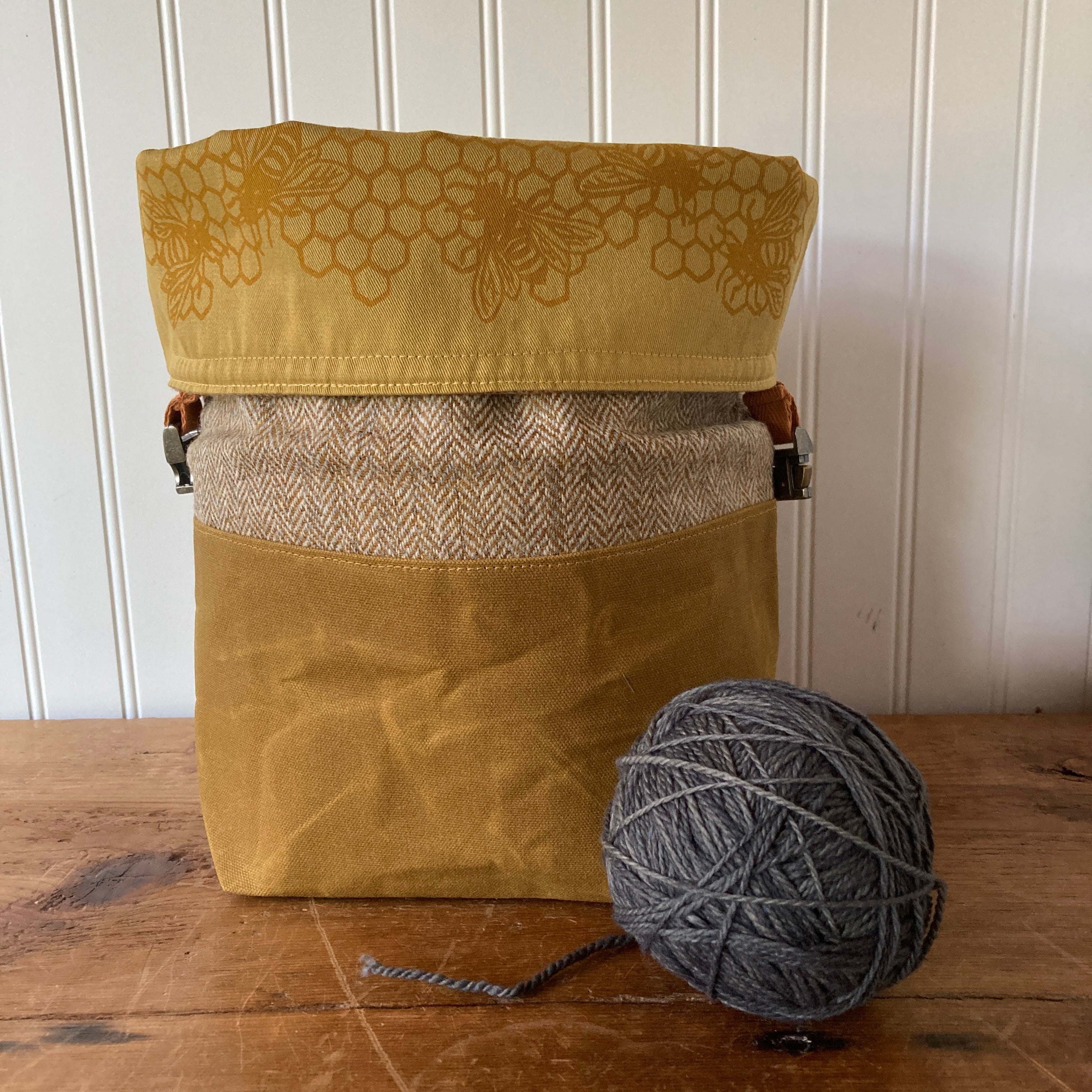 nknitンニット mop drawstring bag red 赤 QSB53 Drawstring Backpack