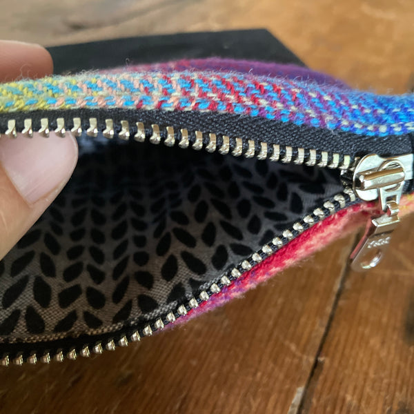 Bits and bobbles purse-  rainbow plaid