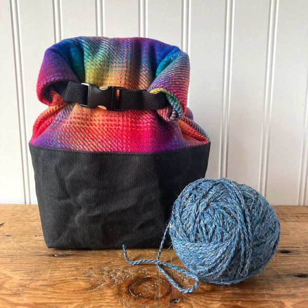 Mini Wax and Wool Trundle Bag- Rainbow plaid