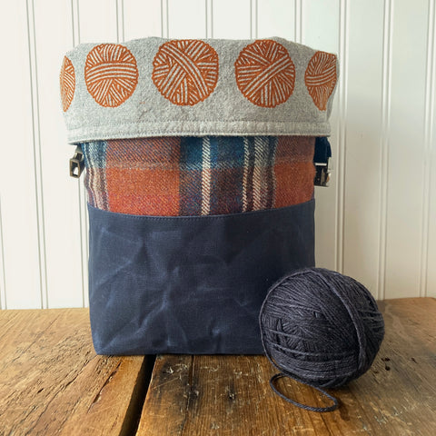 Wax and Wool Trundle Bag