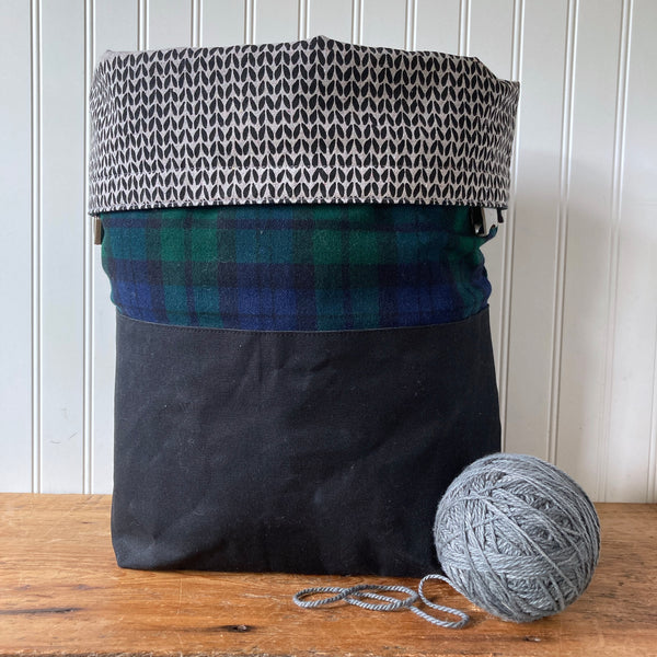 Large Wax and Wool Trundle Bag- Black watch