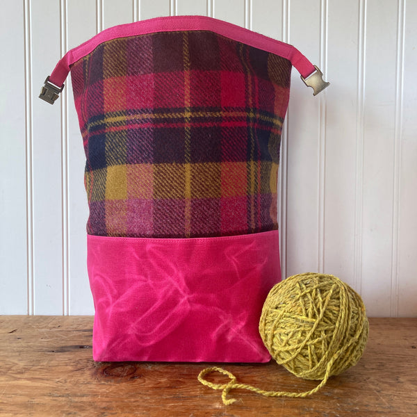 Wax and Wool Trundle Bag- Rosy Maple Moth