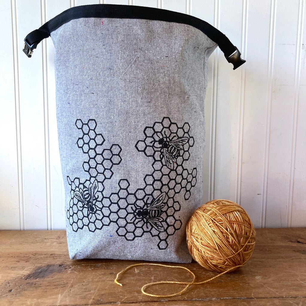 Honeycomb Trundle Bag