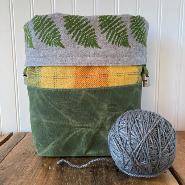Wax and Wool Trundle Bag