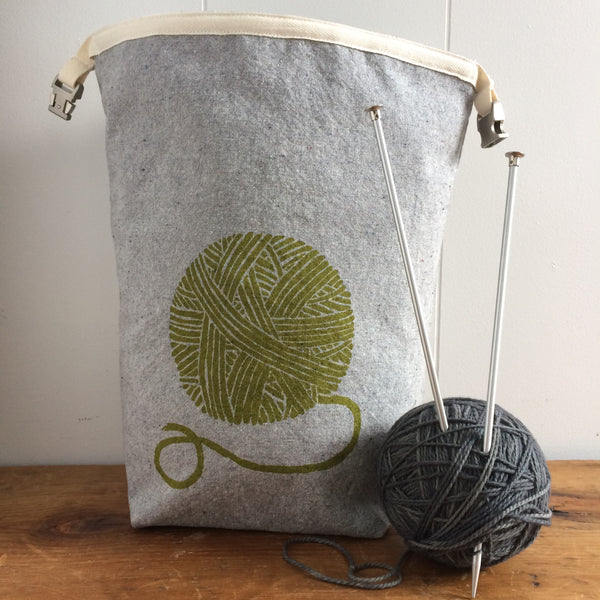 Yarn Ball Trundle Bag