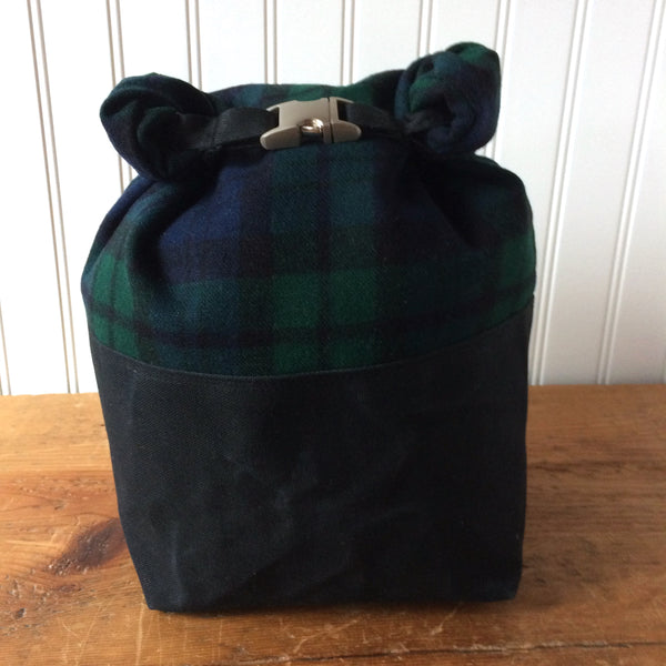 Wax and Wool Trundle Bag