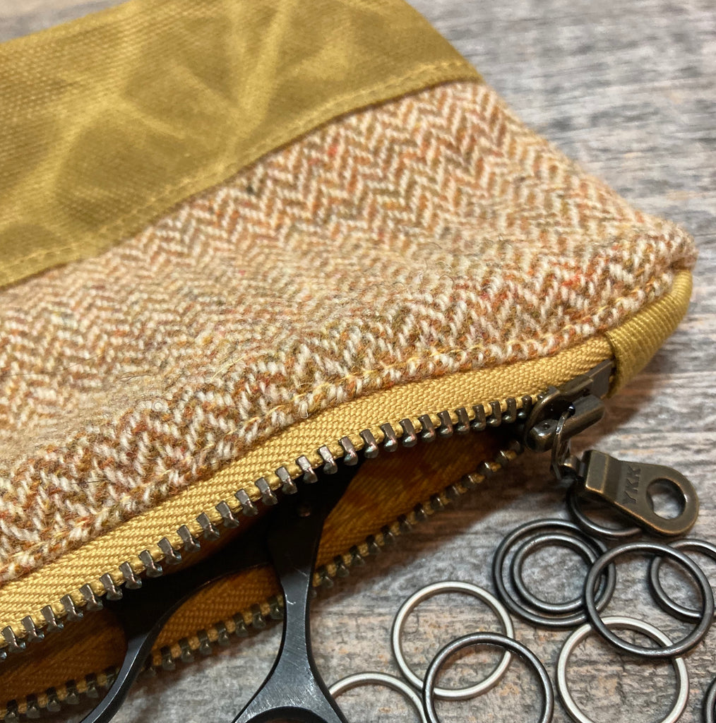 Bits and bobbles purse- gold wax and wool edition