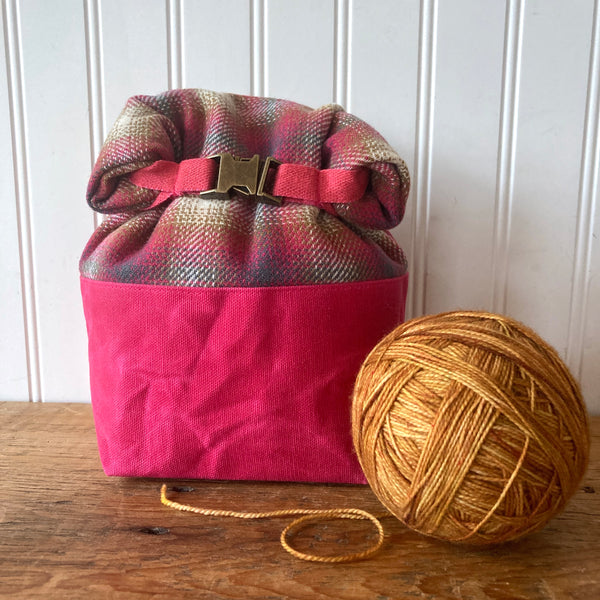 Mini Wax and Wool Trundle Bag- Rosy Maple Moth